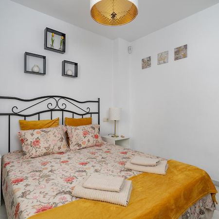 Nice Apartments 20 Meters From The Beach Fuengirola Dış mekan fotoğraf